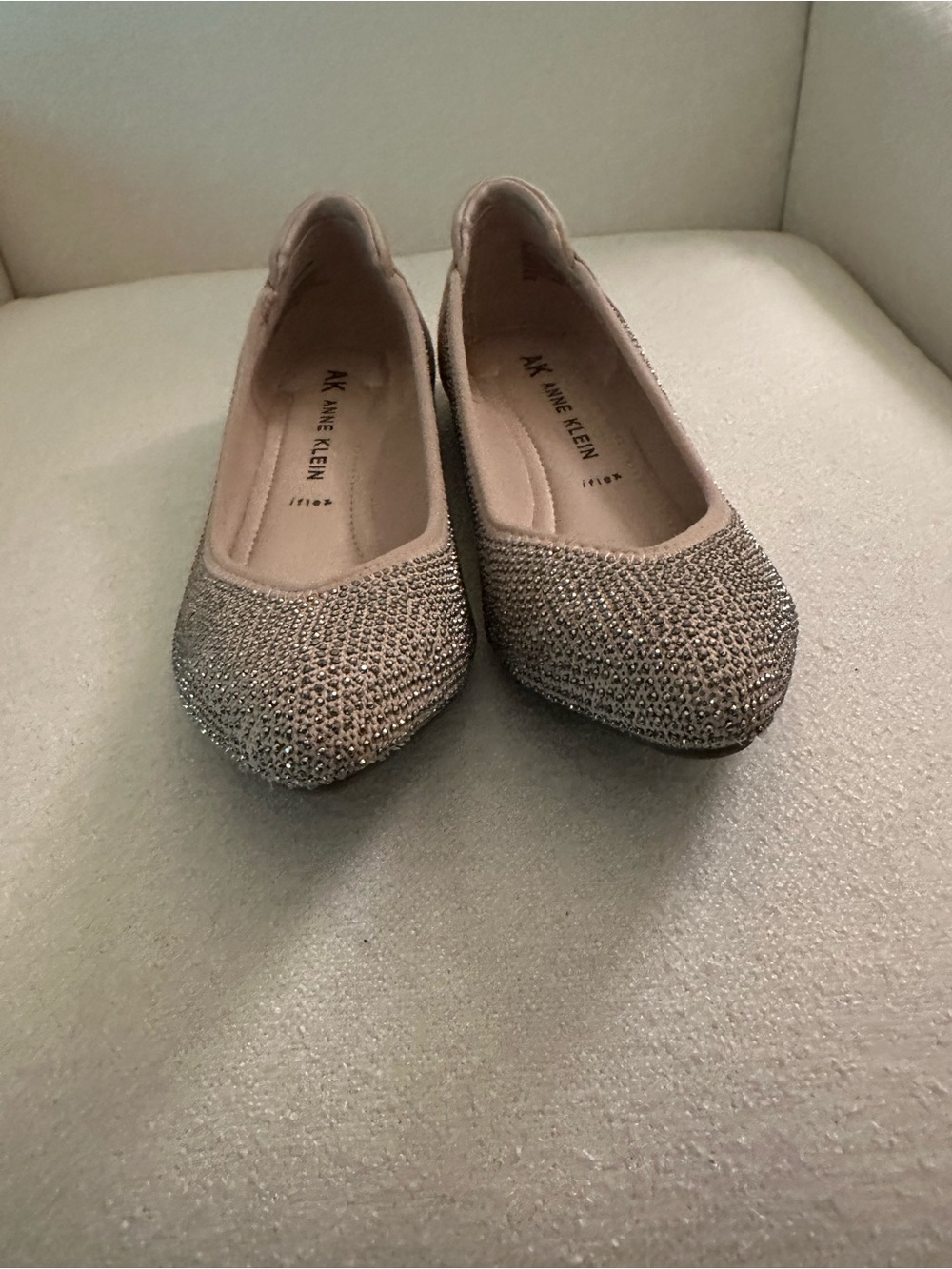 Anne Klein Oakley Blush Pink Rhinestone Pointed Toe Ballet Flats Size 9 - Picture 2 of 6